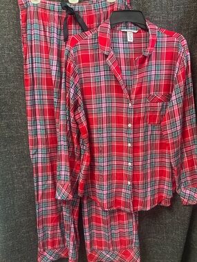 Victoria’s Secret Plaid Flannel Pajama Set